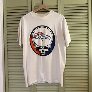 Rare Vintage Broncos Grateful Dead ‘Revenge Tour XXXII’ Graphic T-Shirt